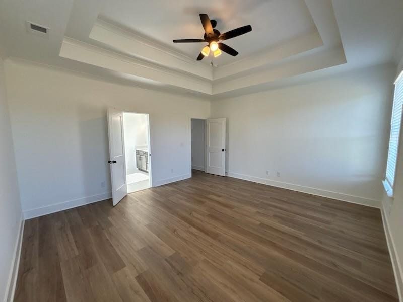 Spacious, unfurnished interior of a new home in Magnolia Ridge, Monroe (Image 38).