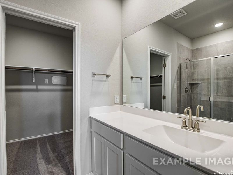 Furnished interior view inside a new home in Agave, San Antonio (Image 9).