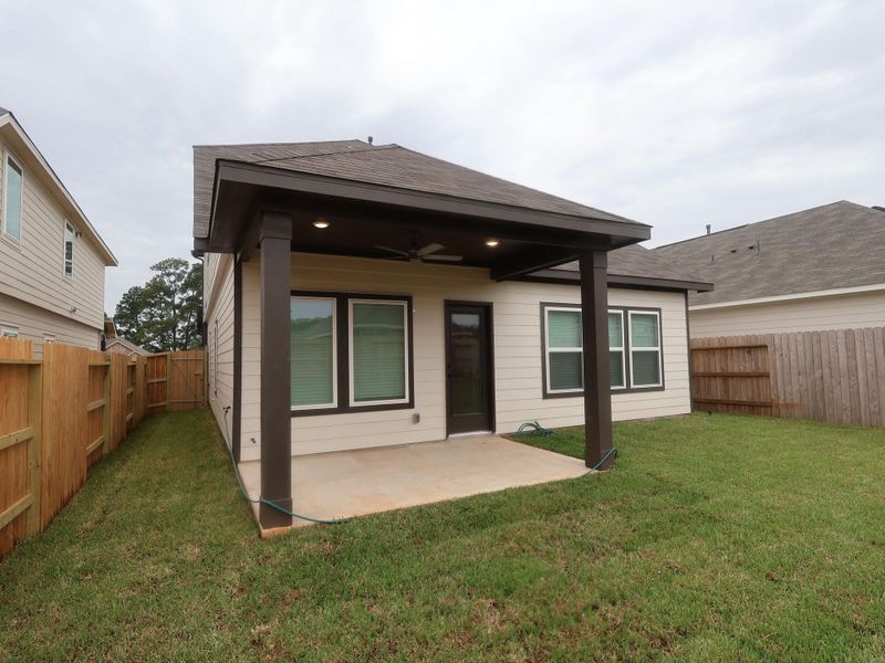 Exterior details and patio area of a home in Lone Star Landing, Montgomery (Image 23). Exterior details and patio area of a home in Lone Star Landing, Montgomery (Image 23).