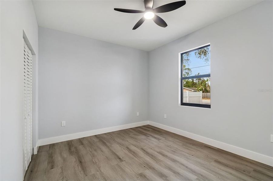 Spacious, unfurnished interior of a new home in , Pinellas Park (Image 28).