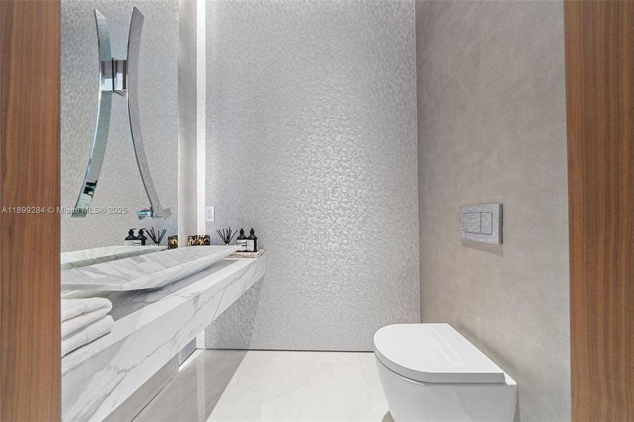 Image 77 of a home in .