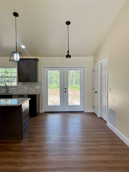 Spacious, unfurnished interior of a new home in , Williston (Image 10).