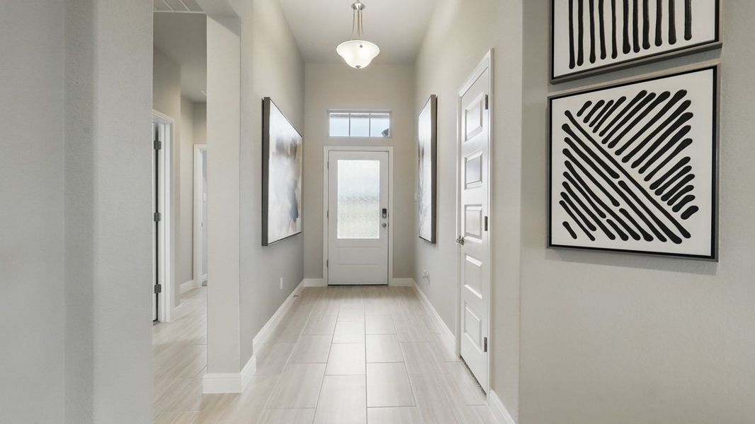 Spacious, unfurnished interior of a new home in Legado, Cleburne (Image 21).