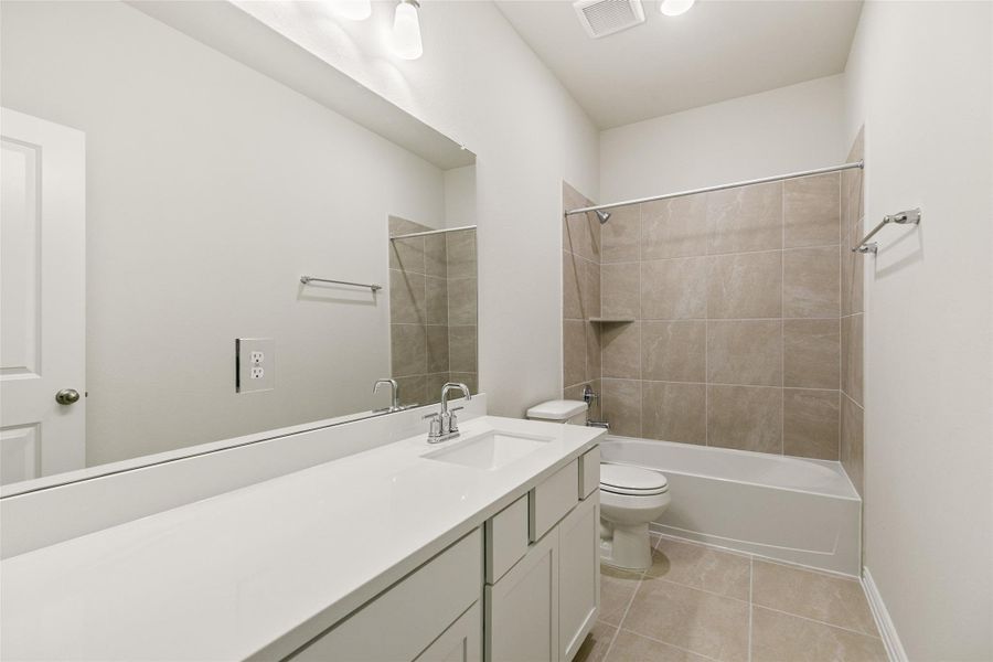 Furnished interior view inside a new home in Westland Ranch, League City (Image 7). Furnished interior view inside a new home in Westland Ranch, League City (Image 7).