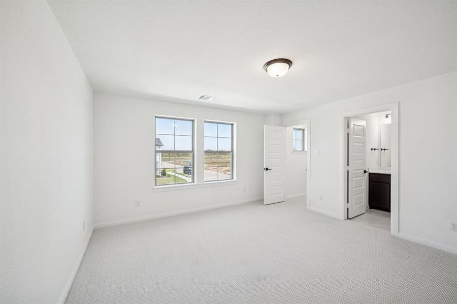 Spacious, unfurnished interior of a new home in Karis - Village Series, Crowley (Image 17). Spacious, unfurnished interior of a new home in Karis - Village Series, Crowley (Image 17).