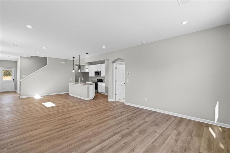 Spacious, unfurnished interior of a new home in Villas at Gold Creek, Dawsonville (Image 19). Spacious, unfurnished interior of a new home in Villas at Gold Creek, Dawsonville (Image 19).