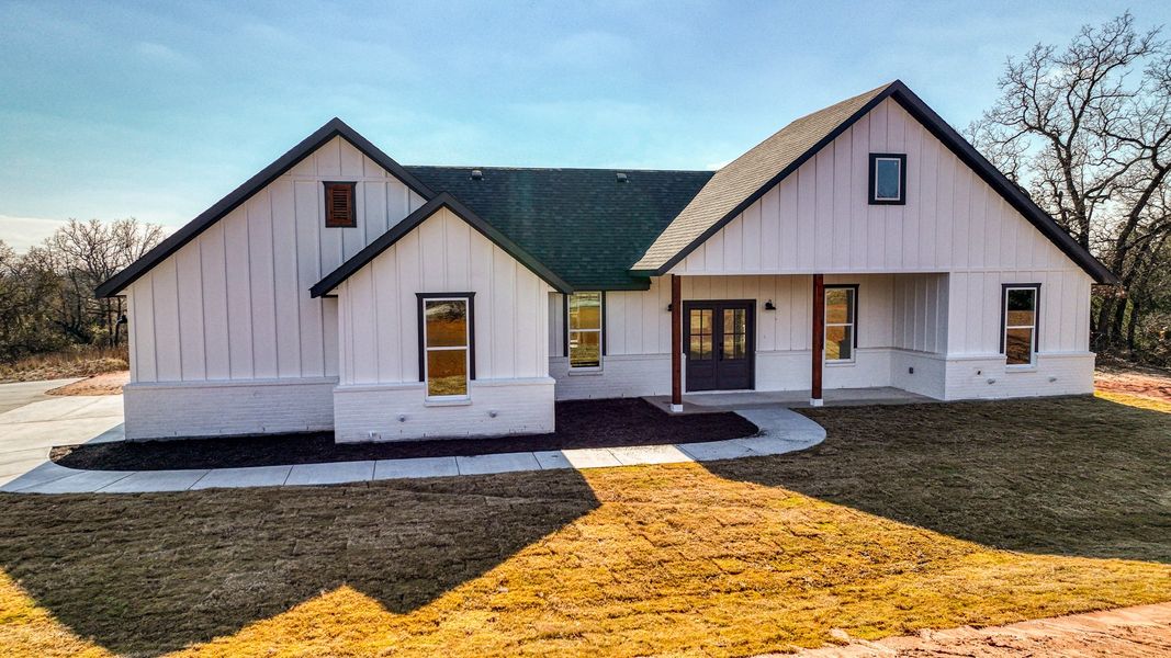 Representative exterior photo of a completed home built from the Loretta by Zeal Home Builders in Horizon Meadow Estates, Paradise, TX (Image 32). Representative exterior photo of a completed home built from the Loretta by Zeal Home Builders in Horizon Meadow Estates, Paradise, TX (Image 32).