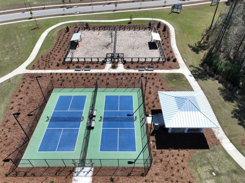 Community amenities in Summerwind Crossing at Lakes of Cane Bay, Summerville (Image 34).