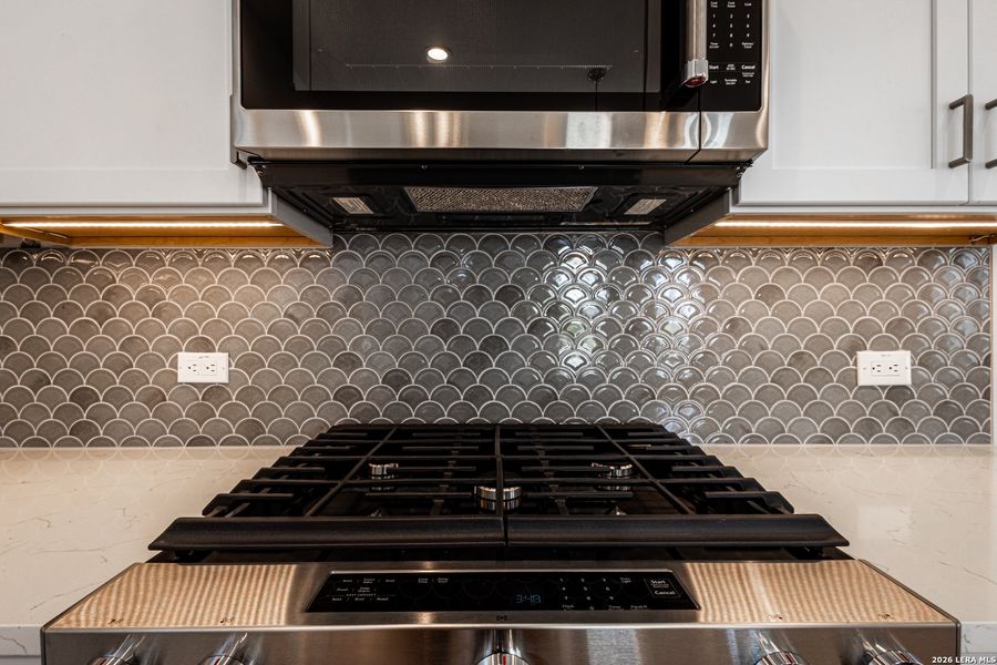 Close-up of interior finishes inside a home in Town Creek, New Braunfels (Image 18). Close-up of interior finishes inside a home in Town Creek, New Braunfels (Image 18).