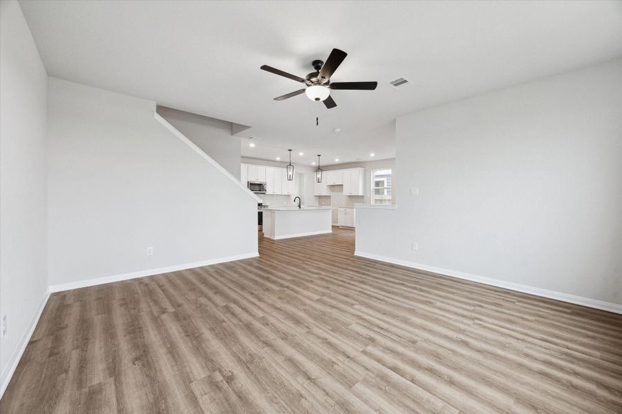 Spacious, unfurnished interior of a new home in Elyson, Katy (Image 18).
