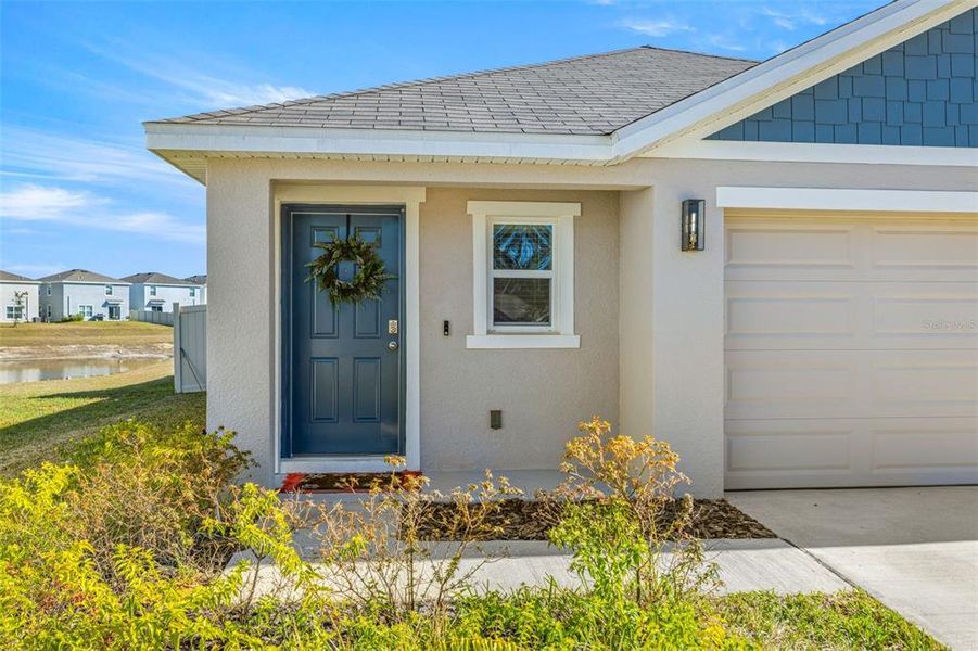 Exterior details and patio area of a home in , Dade City (Image 22).