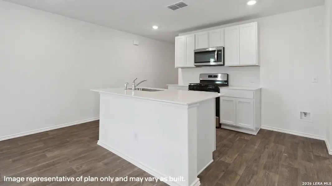 Furnished interior view inside a new home in Avenida, Converse (Image 9).