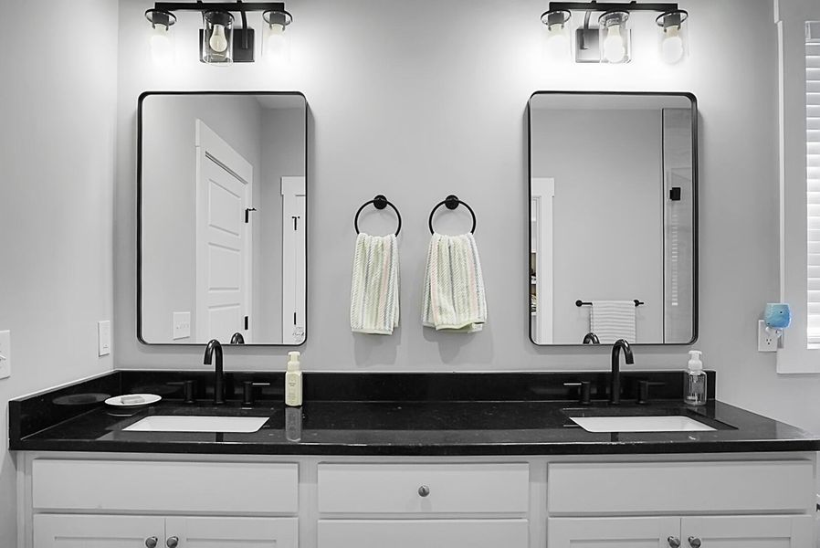 Furnished interior view inside a new home in , Walterboro (Image 18).
