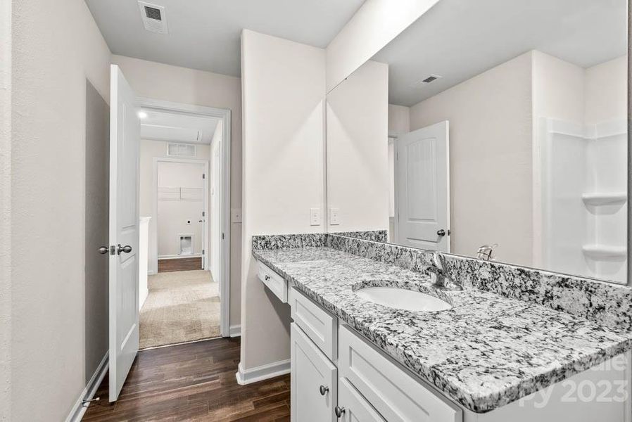 digital image similar digital image similar