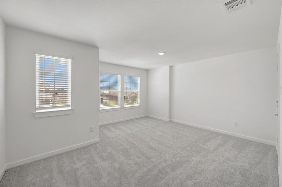 Spacious, unfurnished interior of a new home in Miller's Pond, Rosenberg (Image 30). Spacious, unfurnished interior of a new home in Miller's Pond, Rosenberg (Image 30).