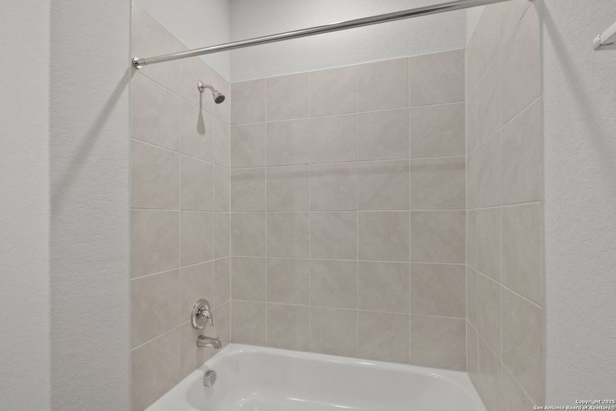 Image 27 of a home in Melissa Ranch.