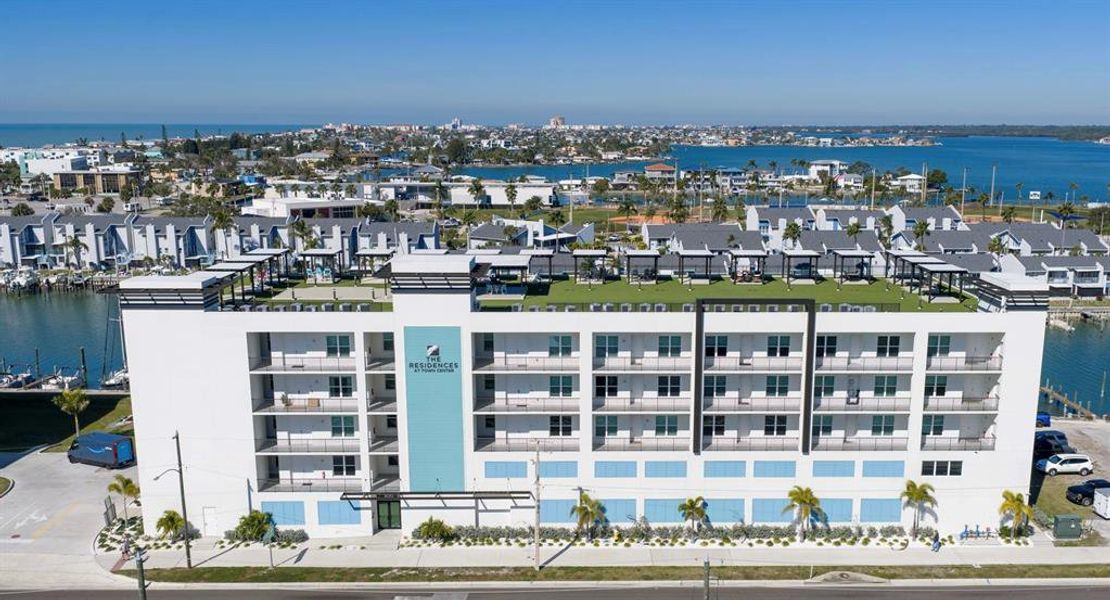 Condo located in Madeira Beach, FL showcasing its design and architecture (Image 4). Condo located in Madeira Beach, FL showcasing its design and architecture (Image 4).