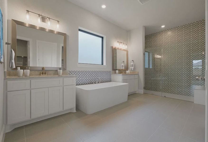 Plan 6030 primary bath - staged - 12 of 24