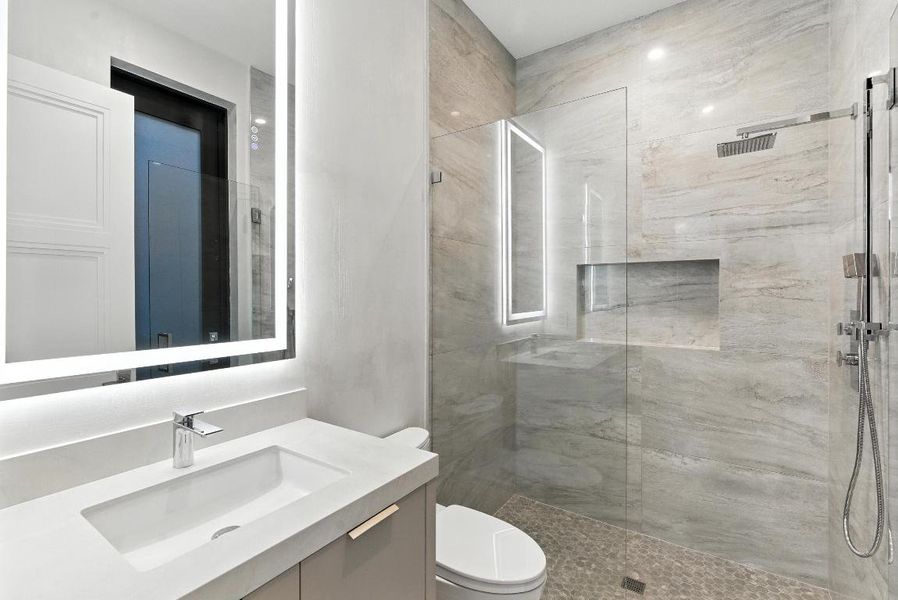 700 NE 29th Pl Boca Raton FL-63