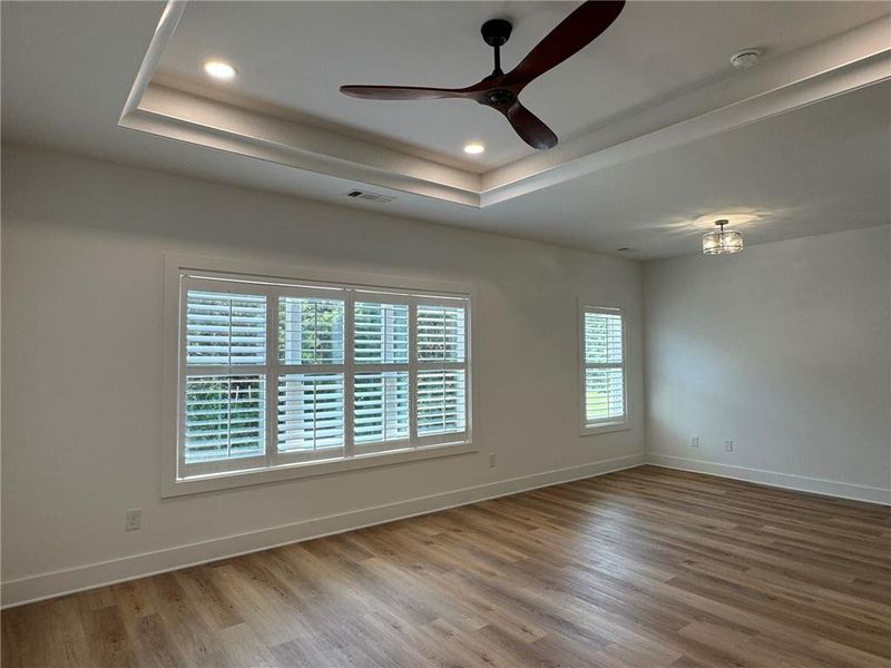 Spacious, unfurnished interior of a new home in , Stockbridge (Image 29).