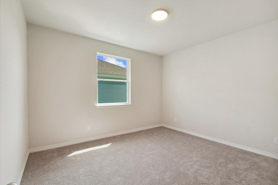 Spacious, unfurnished interior of a new home in , La Porte (Image 14).