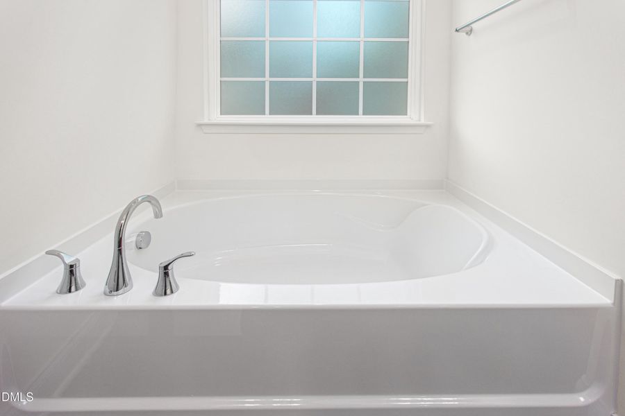 1932 Darrell Drive-19