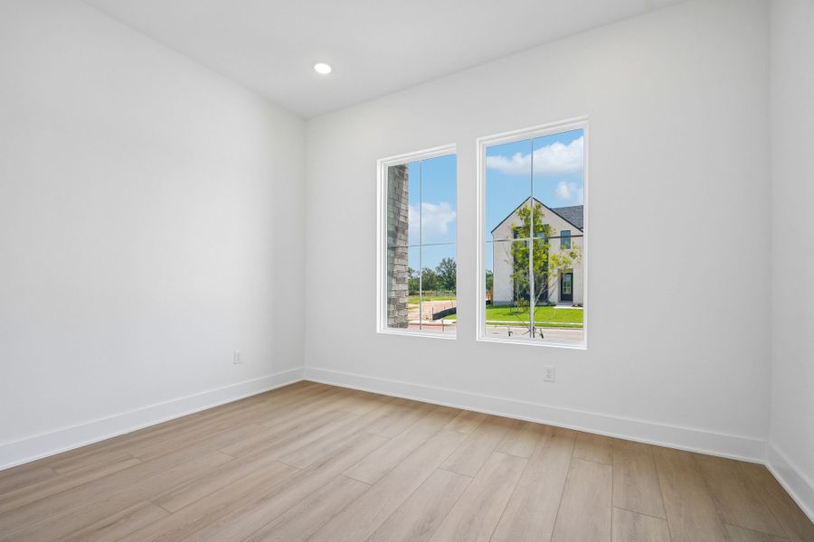 Spacious, unfurnished interior of a new home in Freedom at Anthem, Kyle (Image 27).