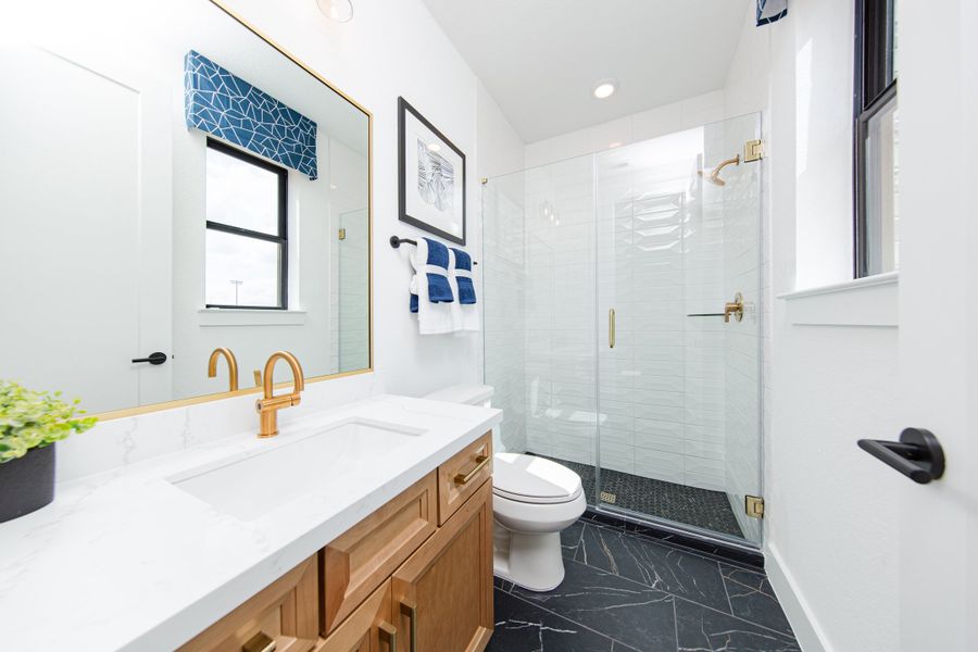 Representative furnished interior of a home built from the Summerfield by Beazer Homes in Copia Pines, Montgomery (Image 16).