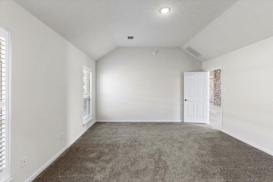 Spacious, unfurnished interior of a new home in , League City (Image 13). Spacious, unfurnished interior of a new home in , League City (Image 13).