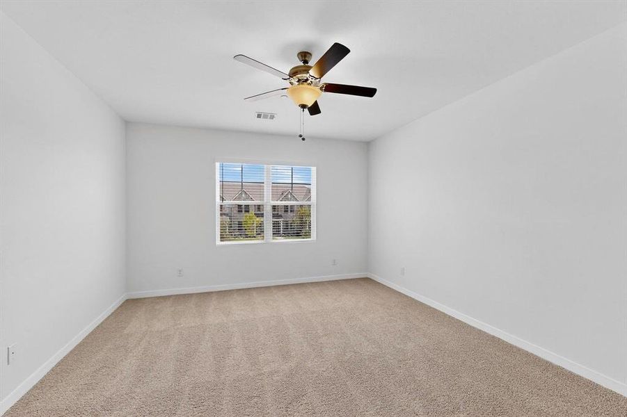 Spacious, unfurnished interior of a new home in Solterra Texas, Mesquite (Image 22).