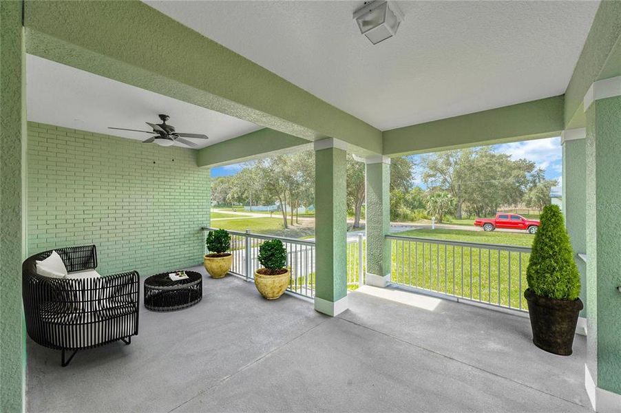 Exterior details and patio area of a home in , Dade City (Image 31).
