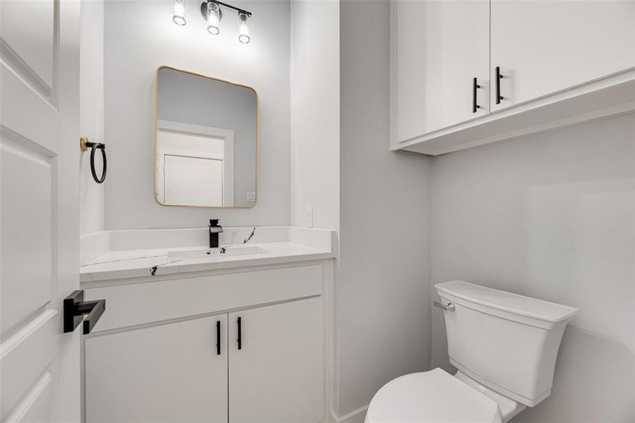 Furnished interior view inside a new home in , Dallas (Image 14). Furnished interior view inside a new home in , Dallas (Image 14).