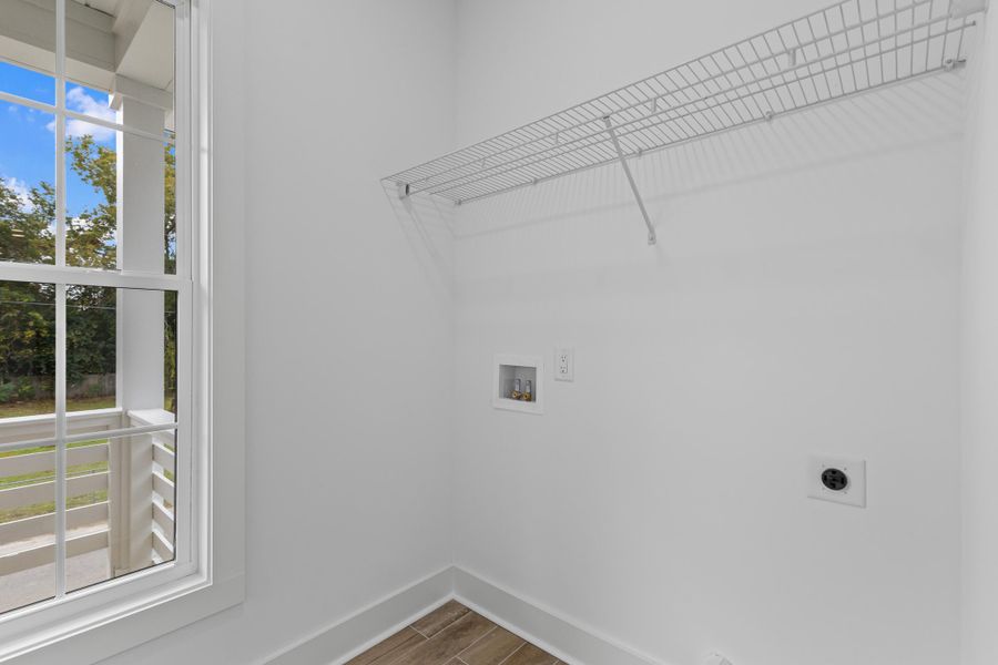 Spacious, unfurnished interior of a new home in , North Charleston (Image 22).