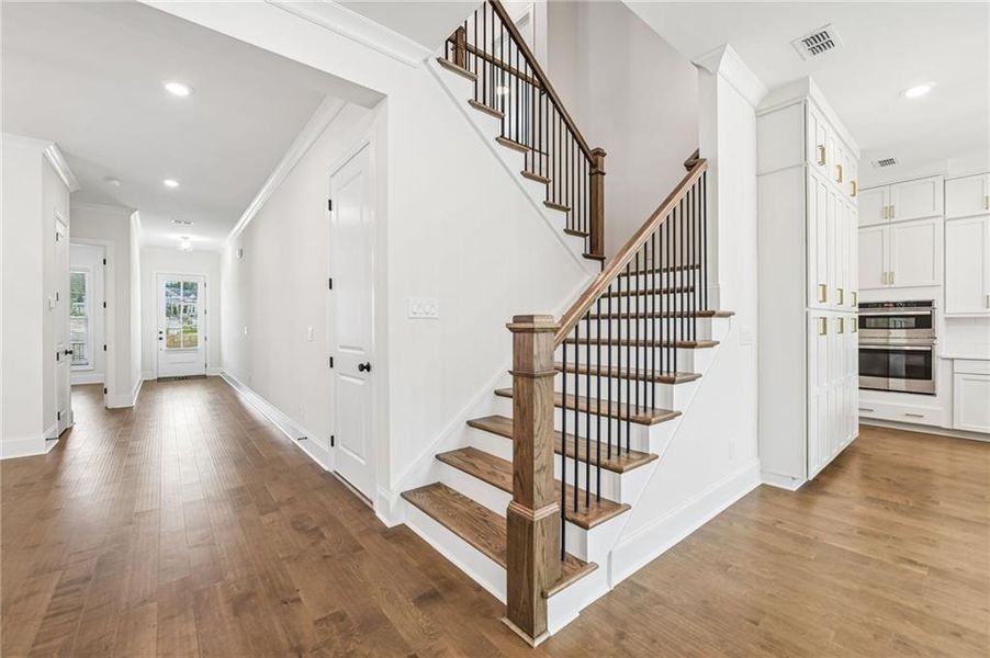 Spacious, unfurnished interior of a new home in Waterhaven, Cumming (Image 38).