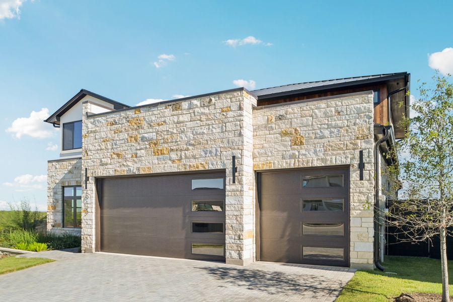 Image 36 of a home in Milky Way at River Place.