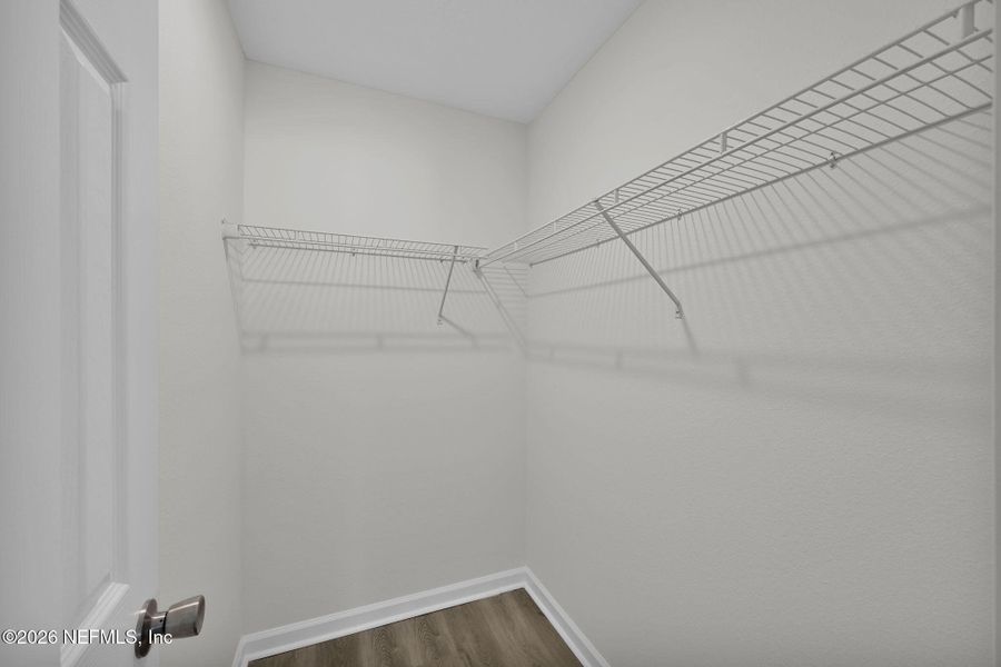 Spacious, unfurnished interior of a new home in , Jacksonville (Image 25).
