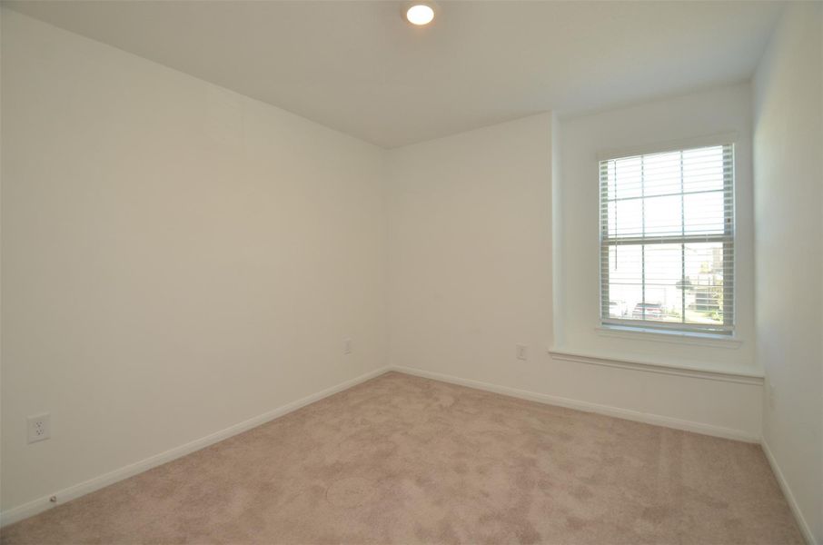 Secondary bedroom Secondary bedroom