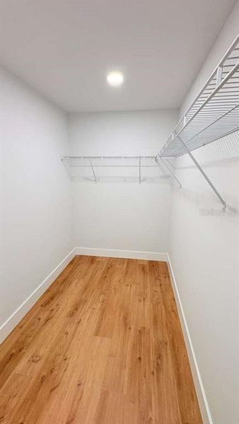 Spacious, unfurnished interior of a new home in , Ocklawaha (Image 24).