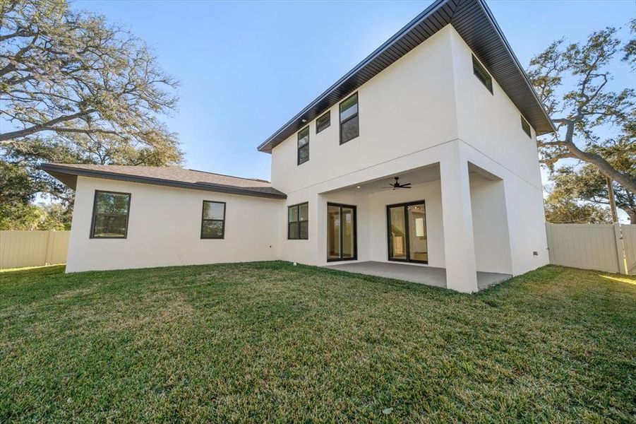 Exterior details and patio area of a home in , Largo (Image 37).