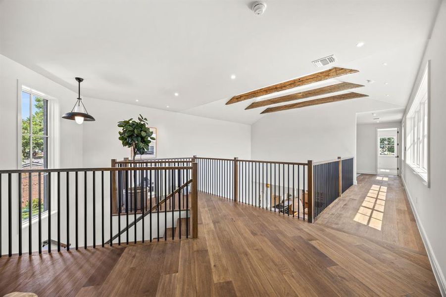 Image 33 of a home in . Image 33 of a home in .