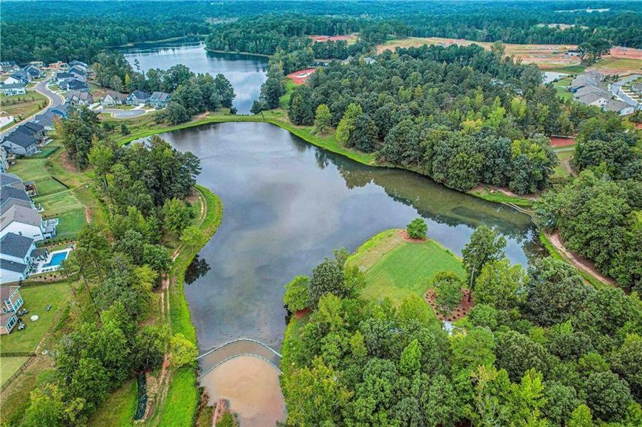 Natural landscape and outdoor views near Twin Lakes in Hoschton (Image 49).