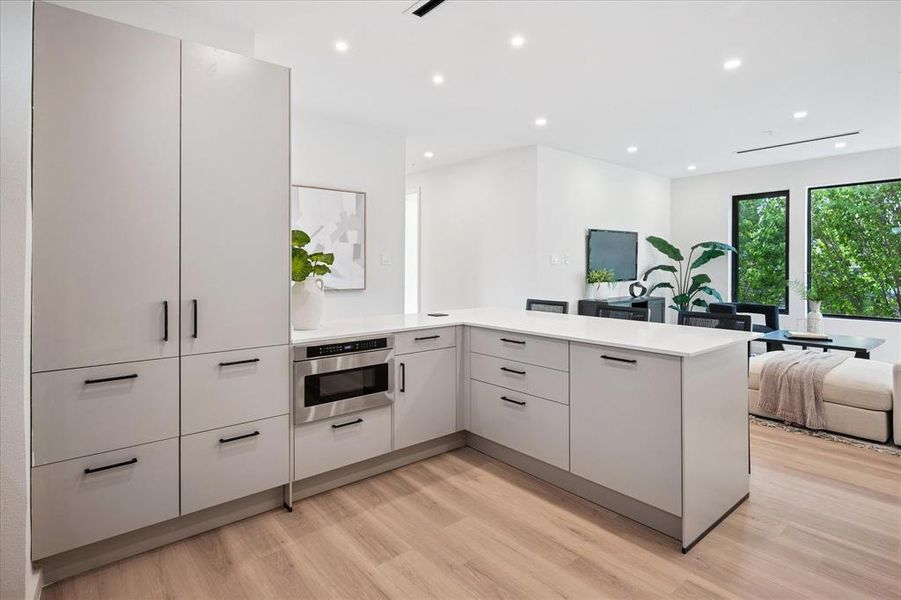 Furnished interior view inside a new home in , Dallas (Image 4).