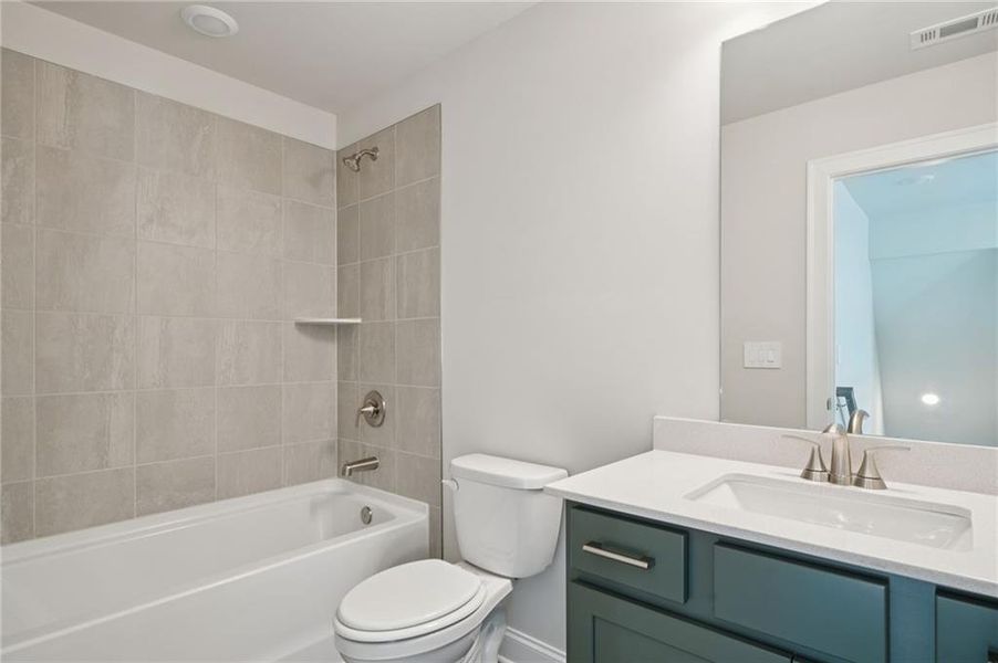 Furnished interior view inside a new home in River Pointe, Monroe (Image 7).