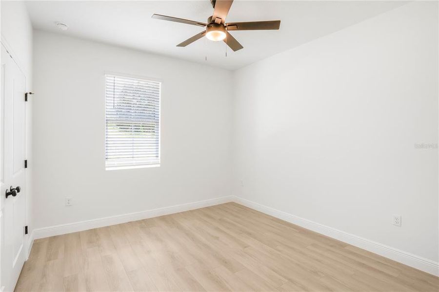 Spacious, unfurnished interior of a new home in , Fruitland Park (Image 25).