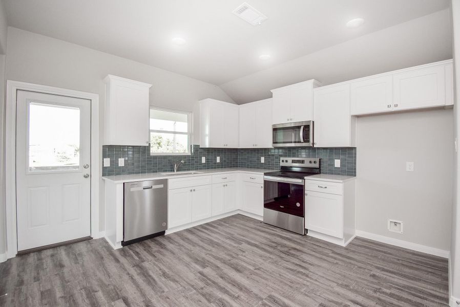 Furnished interior view inside a new home in , Palacios (Image 5).