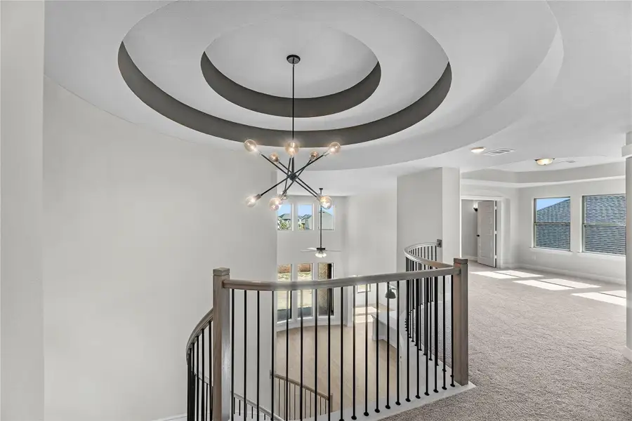 Image 21 of a home in Lago Mar.