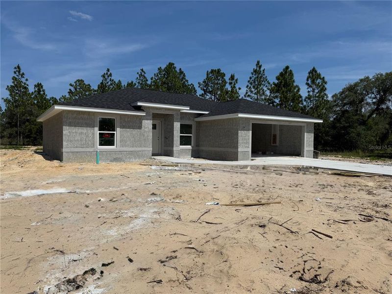 In-progress construction of a new home in , Dunnellon, FL (Image 16).