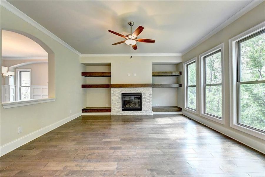 Spacious, unfurnished interior of a new home in Bellmoore Park, Duluth (Image 87).