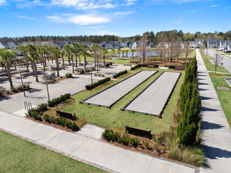 Community amenities in Sweetgrass at Summers Corner, Summerville (Image 49).