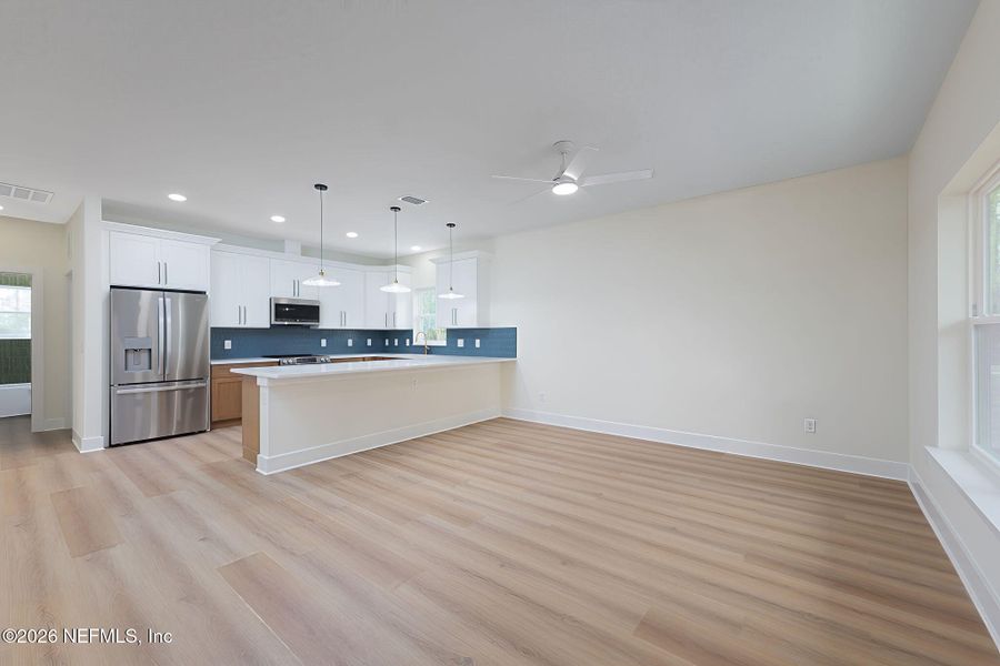 Spacious, unfurnished interior of a new home in , Hastings (Image 22).